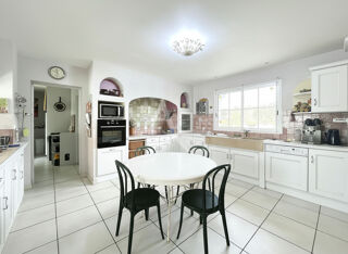  Maison � vendre 6 pi�ces 245 m�