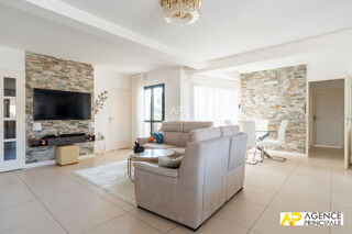  Appartement à vendre 5 pièces 101 m²