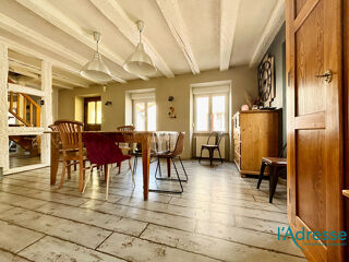  Maison  vendre 8 pices 185 m