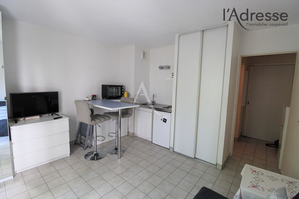 Location Appartement PUTEAUX  STUDIO Meublé 19 m² avec cave Puteaux