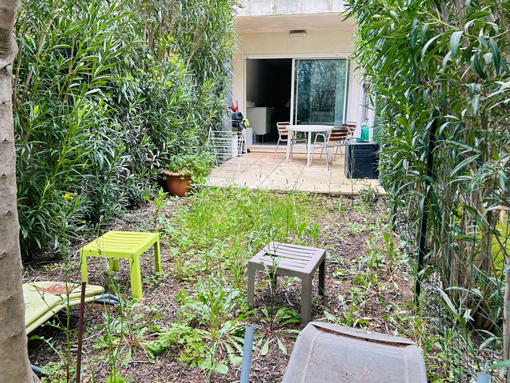 Vente Appartement Appartement T1 à vendre à La Ciotat avec terrasse et piscine La ciotat