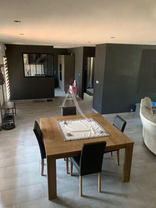  Maison  vendre 5 pices 136 m