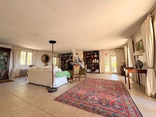  Maison � vendre 5 pi�ces 210 m�