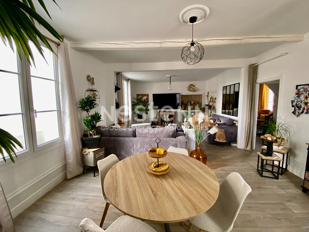 Vente Maison Vente jolie maison de caractère rénovée - 167m2 - 4 chambres - garage - Centre ville de Château-du-Loir (72500) Montval sur loir