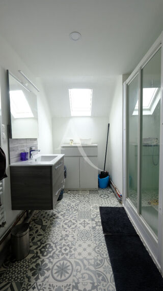  Appartement à louer 2 pièces 60 m²