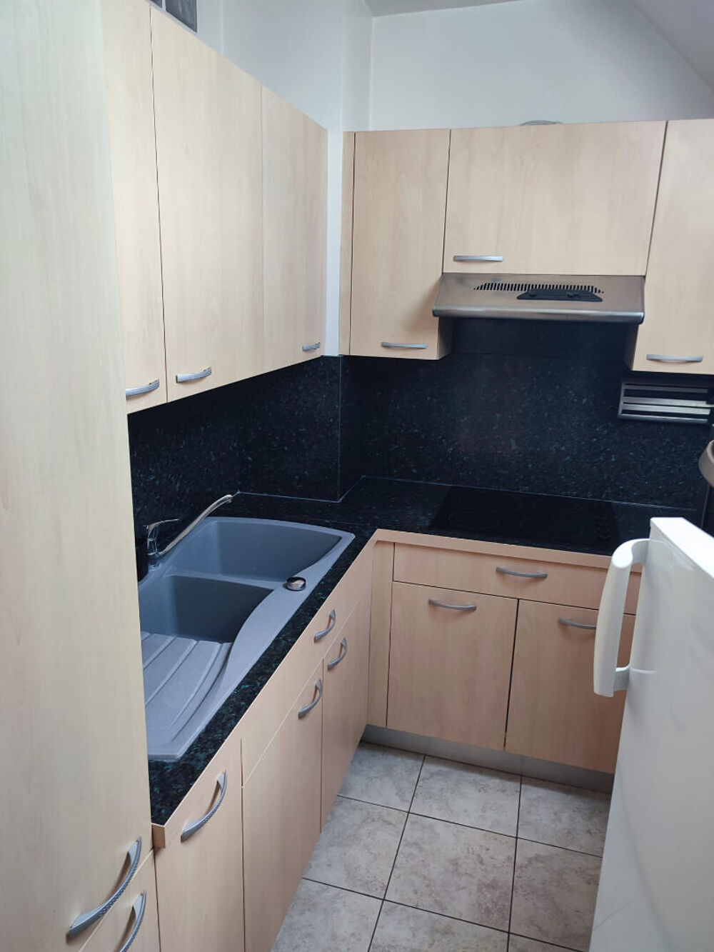 Location Appartement studio centre ville 24.5 m2 avec ascenseur Amiens