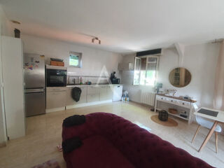  Immeuble  vendre 8 pices 200 m