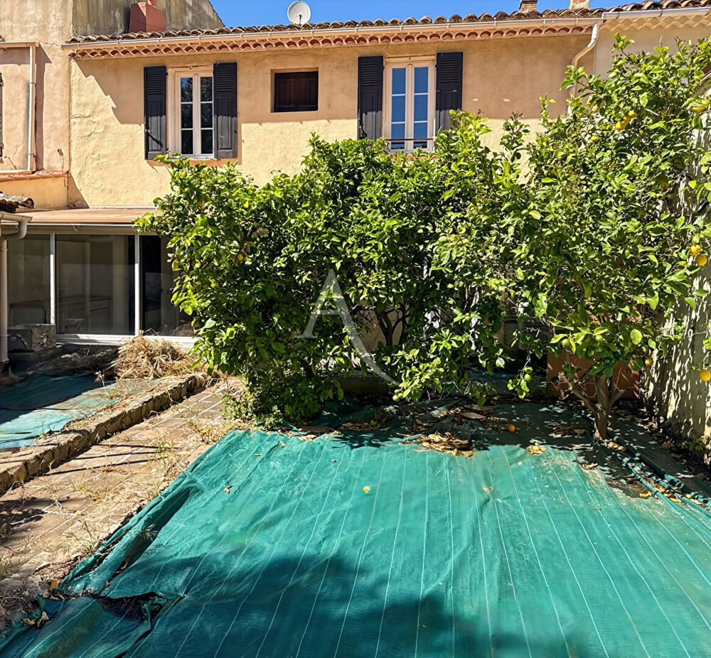 Maison de ville Le Pradet avec jardin et garage !