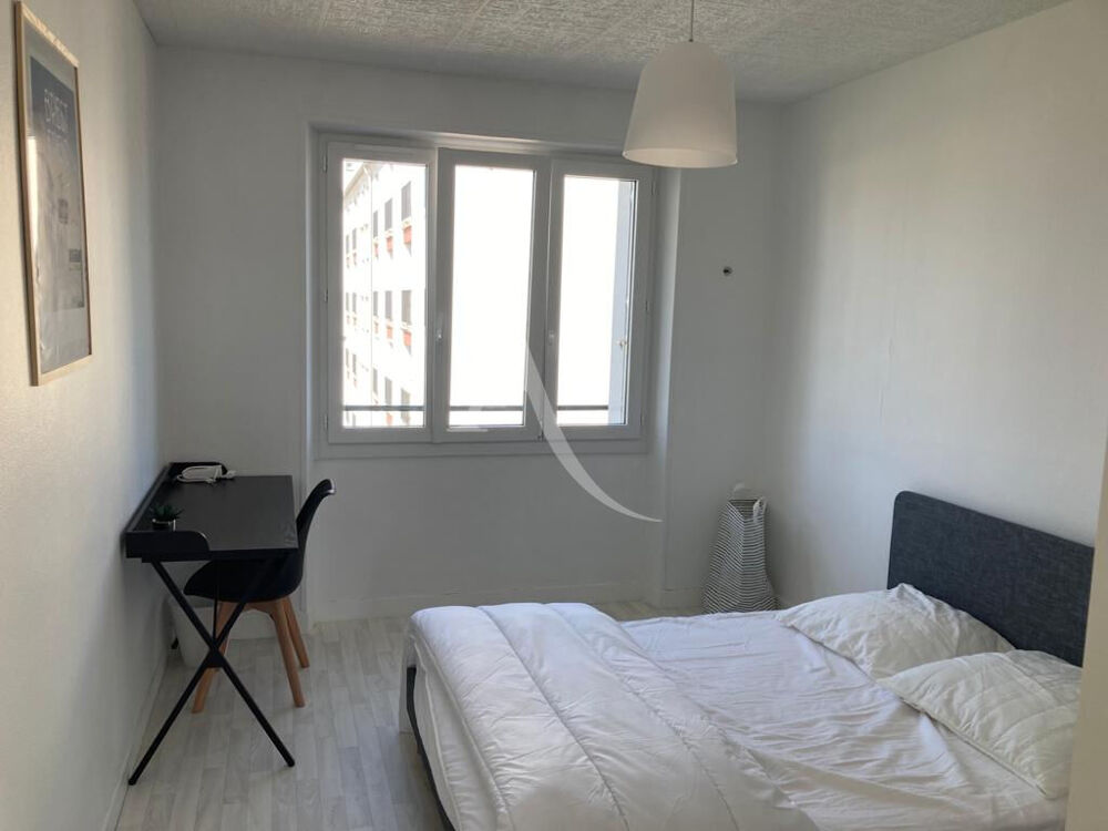 Location Appartement Chambre dans vaste appartement . Brest