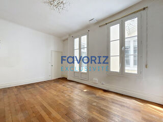  Appartement à louer 4 pièces 156 m²