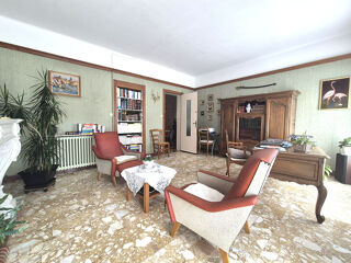  Maison à vendre 10 pièces 165 m²