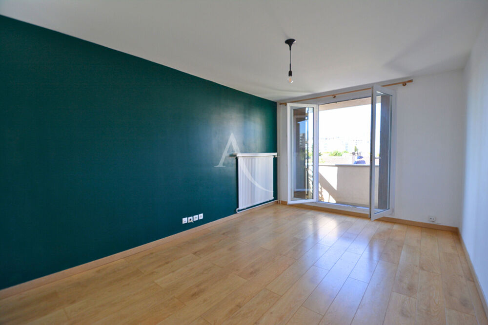 Appartement Ivry Sur Seine 3 pièce(s) 59.6 m2