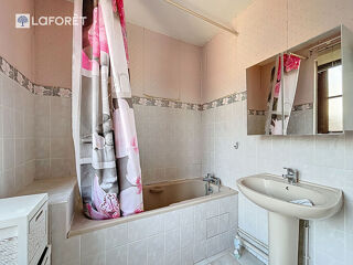  Immeuble  vendre 7 pices 150 m