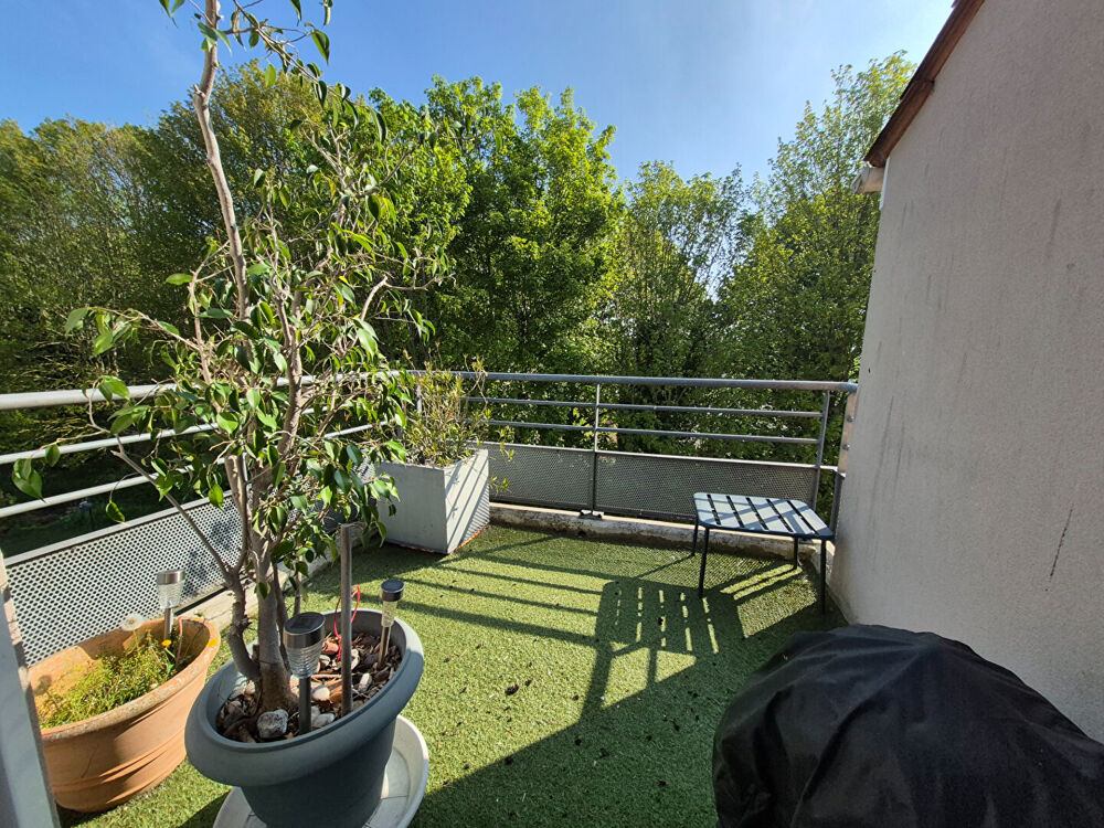 Appartement Lens 3 pièce(s) 51.65 m2 + place de parking.