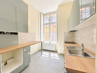  Appartement à louer 3 pièces 78 m²