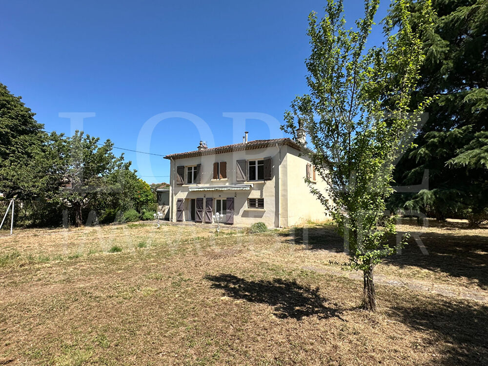 Maison Aussillon 7 pièce(s) 241 m2