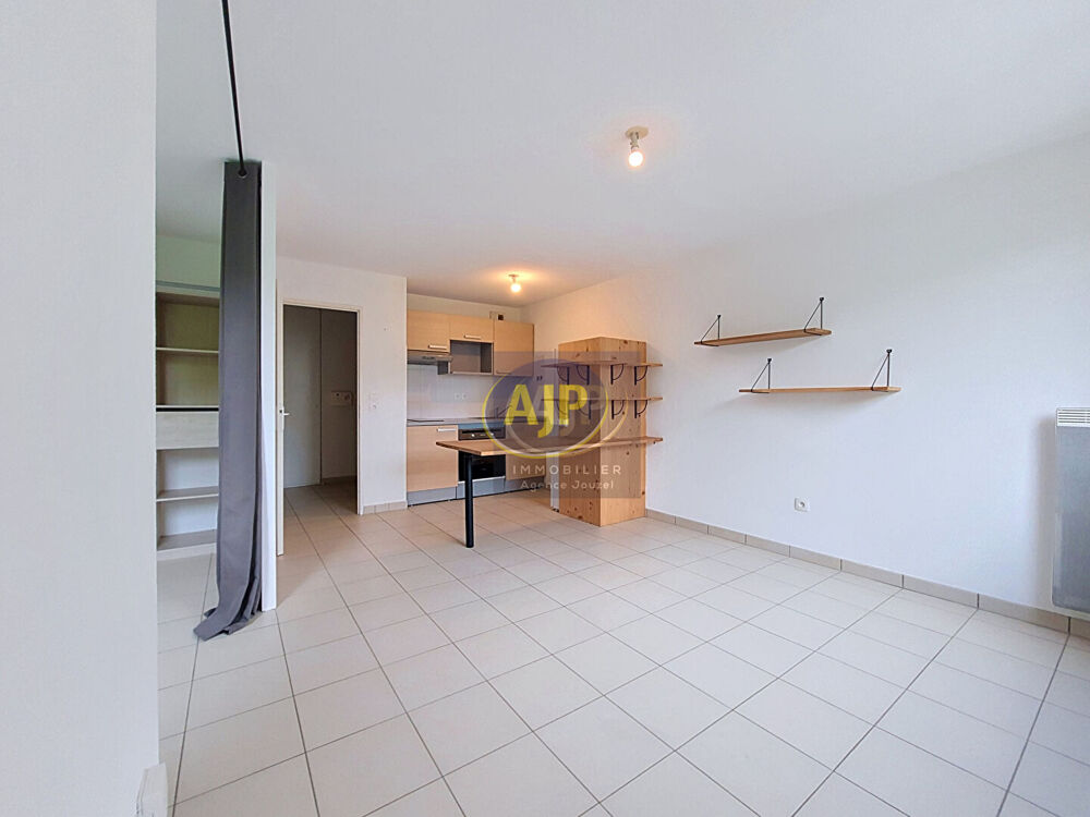 Appartement T1bis 34.66m² - Saint-Sébastien-sur-Loire - Dernier étage avec parking