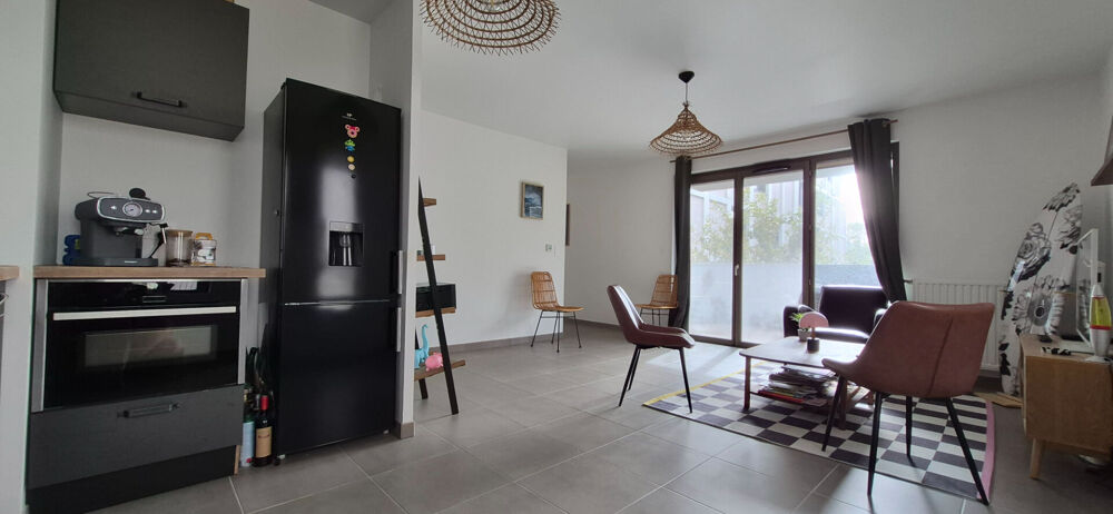 Vente Appartement BORDEAUX (33100) - Appartement  3 pièces avec balcon et parking Bordeaux