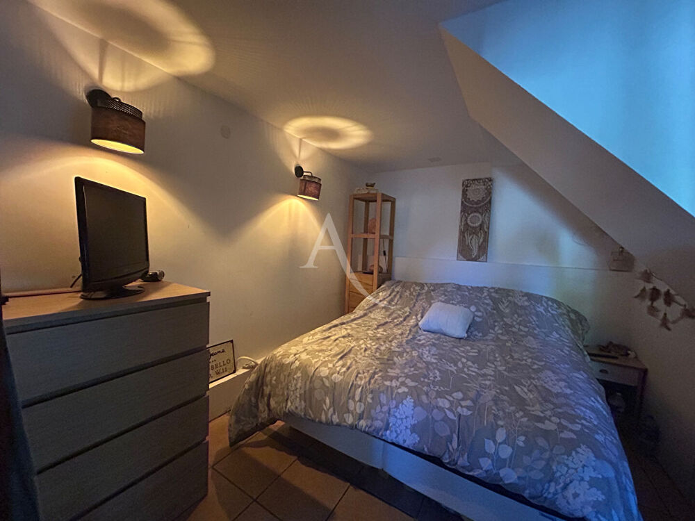 Maison Vic-LacGardiole 4 pièces 62.10 m2 résidence avec piscine