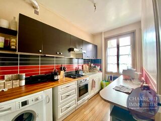  Appartement à louer 3 pièces 75 m²