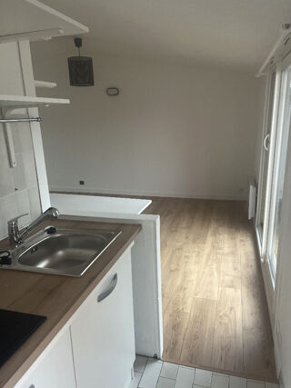  Appartement à louer 1 pièce 28 m²