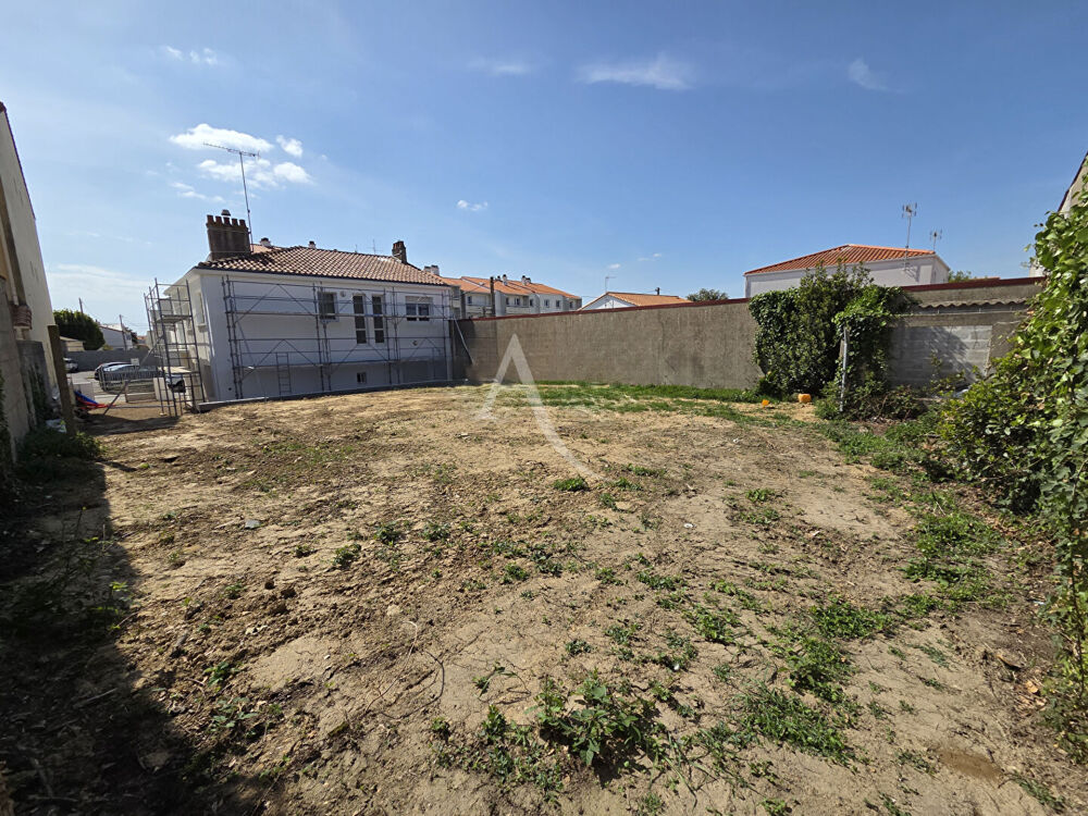 Vente Terrain Terrain à Bâtir 245 m2 Les Sables D Olonne  centre Ville Les sables d olonne