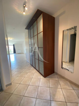  Appartement à louer 3 pièces 59 m²