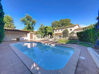  Maison � vendre 9 pi�ces 200 m�