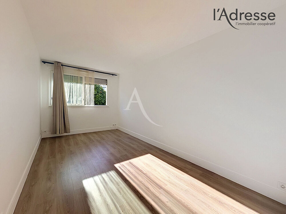 Location Appartement Appartement Suresnes T2 50m² Parking et Cave - 1 250  CC Suresnes