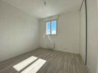  Appartement à louer 2 pièces 37 m²