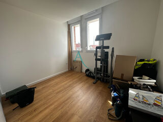  Appartement  louer 4 pices 83 m