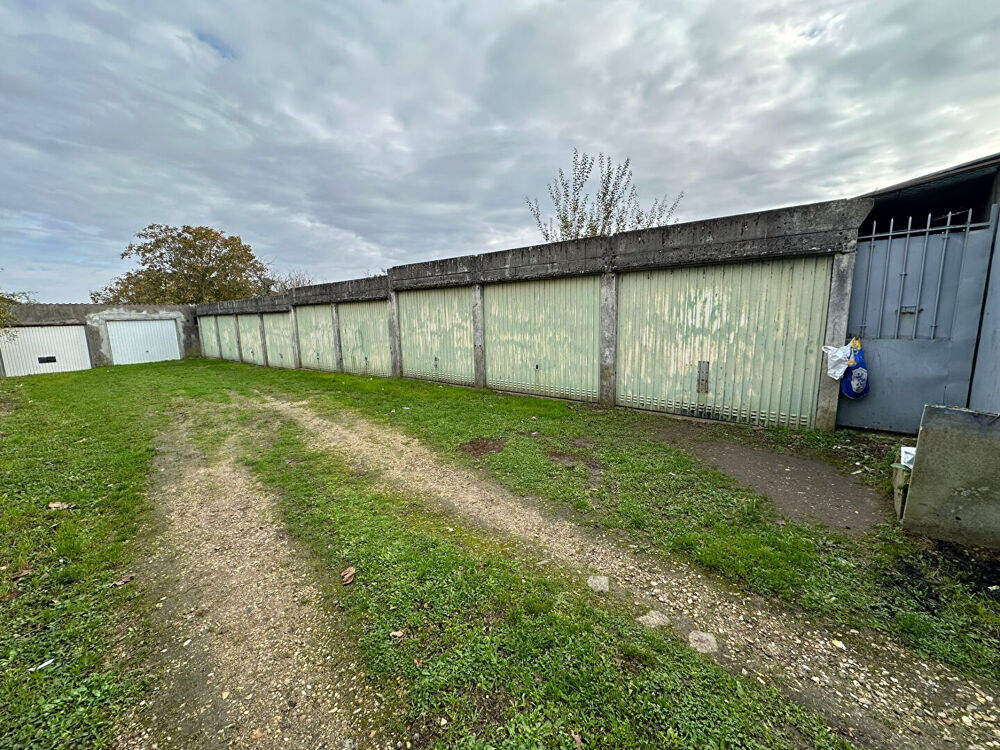 Location Parking/Garage Parking à louer à Ris-Orangis - Réf. 15833 Ris orangis