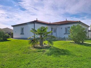 Maison 7 pièces 150 m² · à Froidfond · 150 m² · 268 680 €