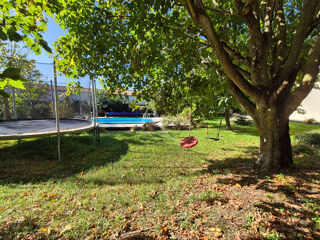  Maison  vendre 6 pices 199 m