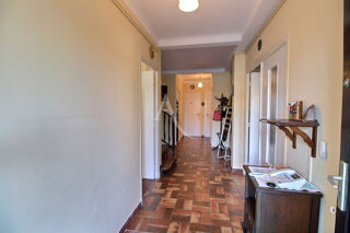  Maison  vendre 8 pices 194 m