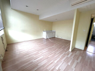  Appartement � vendre 9 pi�ces 204 m�