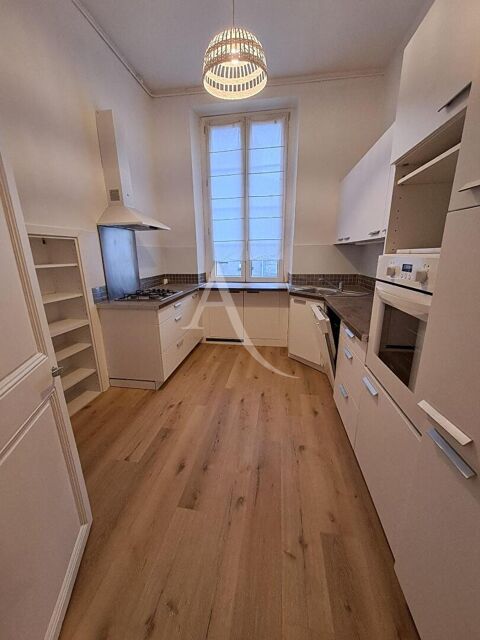  Appartement � louer 4 pi�ces 87 m�
