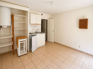  Appartement à louer 1 pièce 25 m²