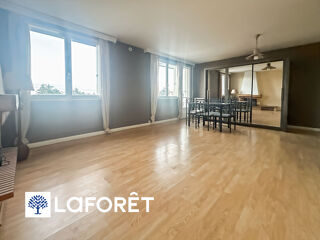  Appartement à louer 4 pièces 68 m²