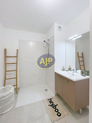  Appartement � vendre 5 pi�ces 114 m�