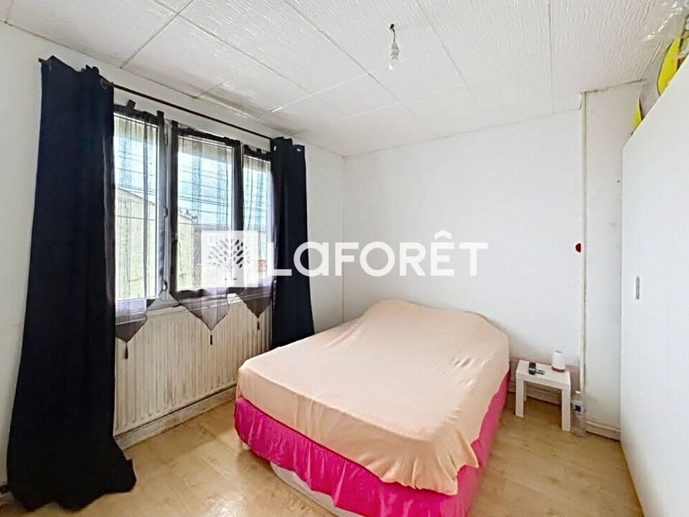 Vente Maison Maison vendue louée - 3 chambres -  Jardin et dépendances - 89m² Calais