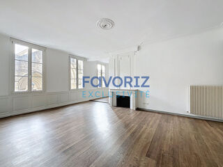  Appartement à louer 5 pièces 138 m²