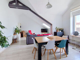  Appartement à louer 3 pièces 69 m²