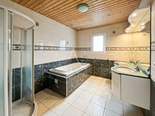  Maison à vendre 5 pièces 142 m²