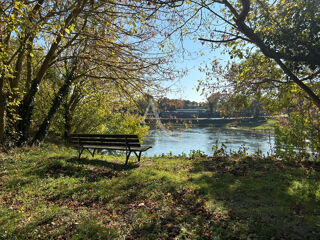  Maison  vendre 8 pices 241 m