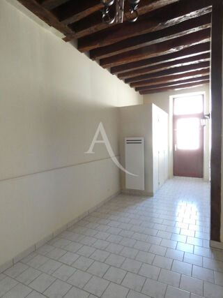  Appartement � louer 3 pi�ces 77 m�