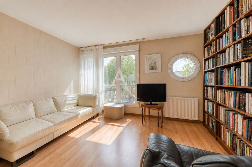 Vente Maison Maison Bussy Saint Georges 5 pièce(s) 110.80 m2 Bussy saint georges