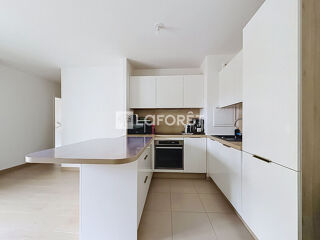 Vente Appartement À VENDRE BEL APPARTEMENT 3 PIÈCES DE 62 m² EN REZ-DE-JARDIN Le plessis robinson