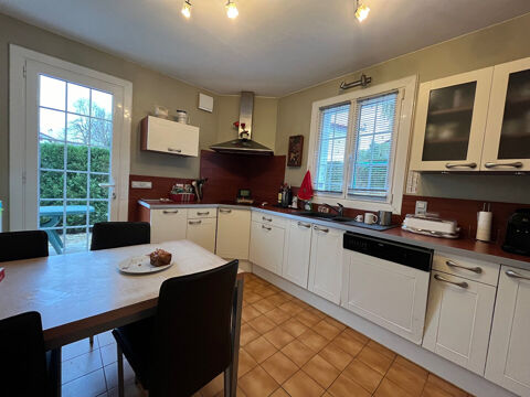  Maison � vendre 8 pi�ces 238 m�