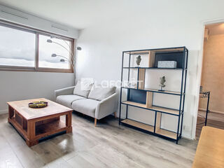  Appartement à louer 1 pièce 38 m²